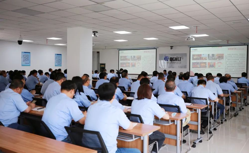 【党建动态】​利来最老品牌集团培训中心正式启用暨党委书记讲专题党课