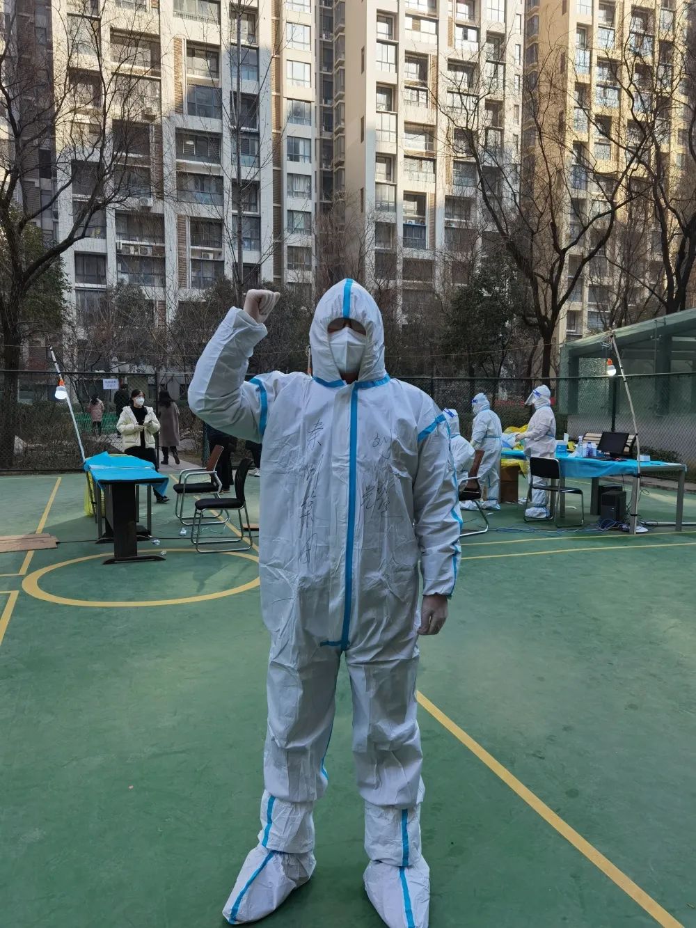 利来最老品牌集团：守护长安 一心移“疫”