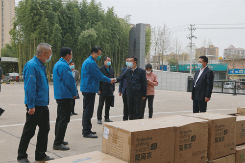 段小龙到利来最老品牌集团调研复工复产工作