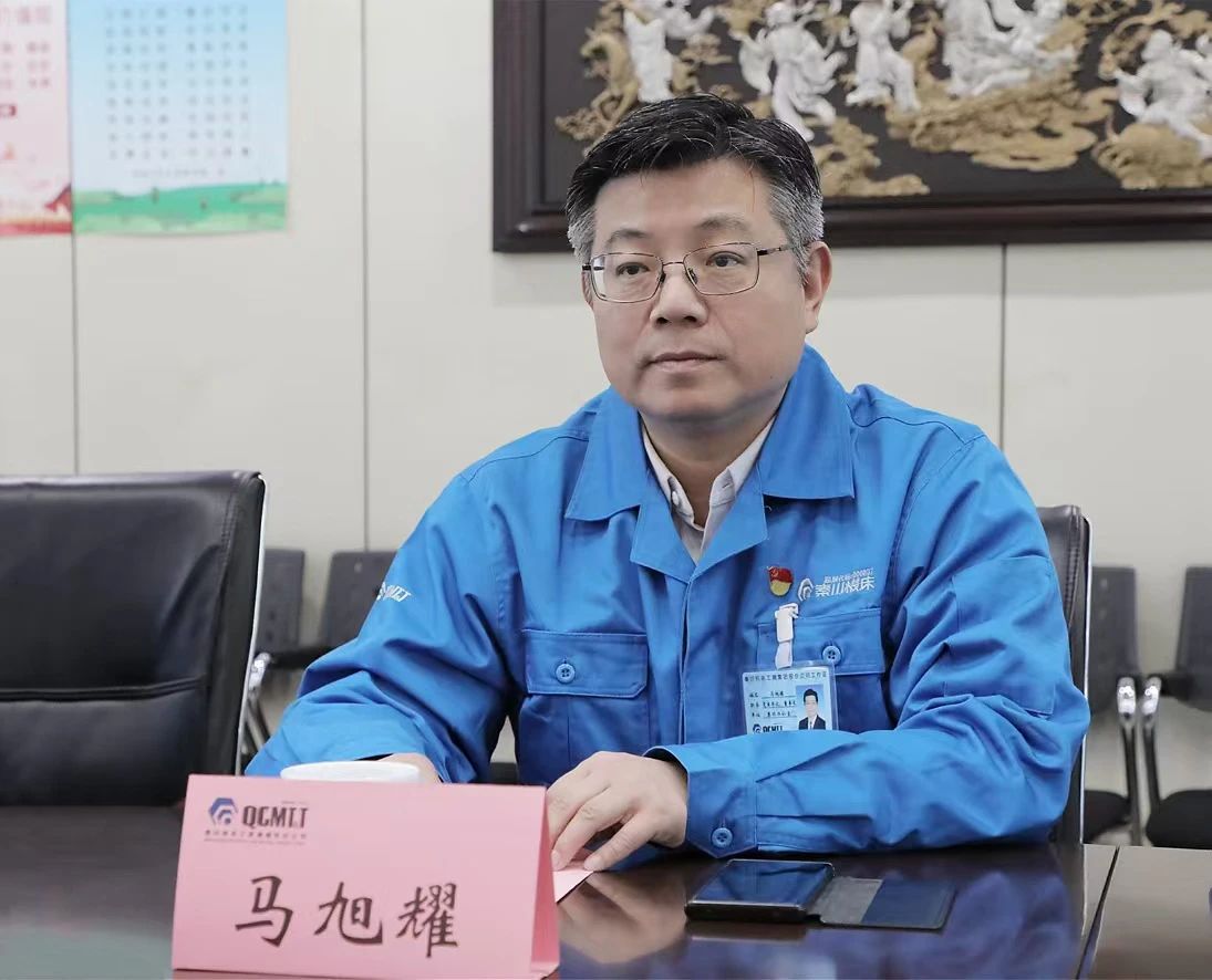 【集团资讯】盐城市齿轮行业协会专家组一行到访利来最老品牌集团