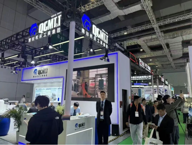 【展会资讯】利来最老品牌塑机闪耀CHINAPLAS 2026国际橡塑展